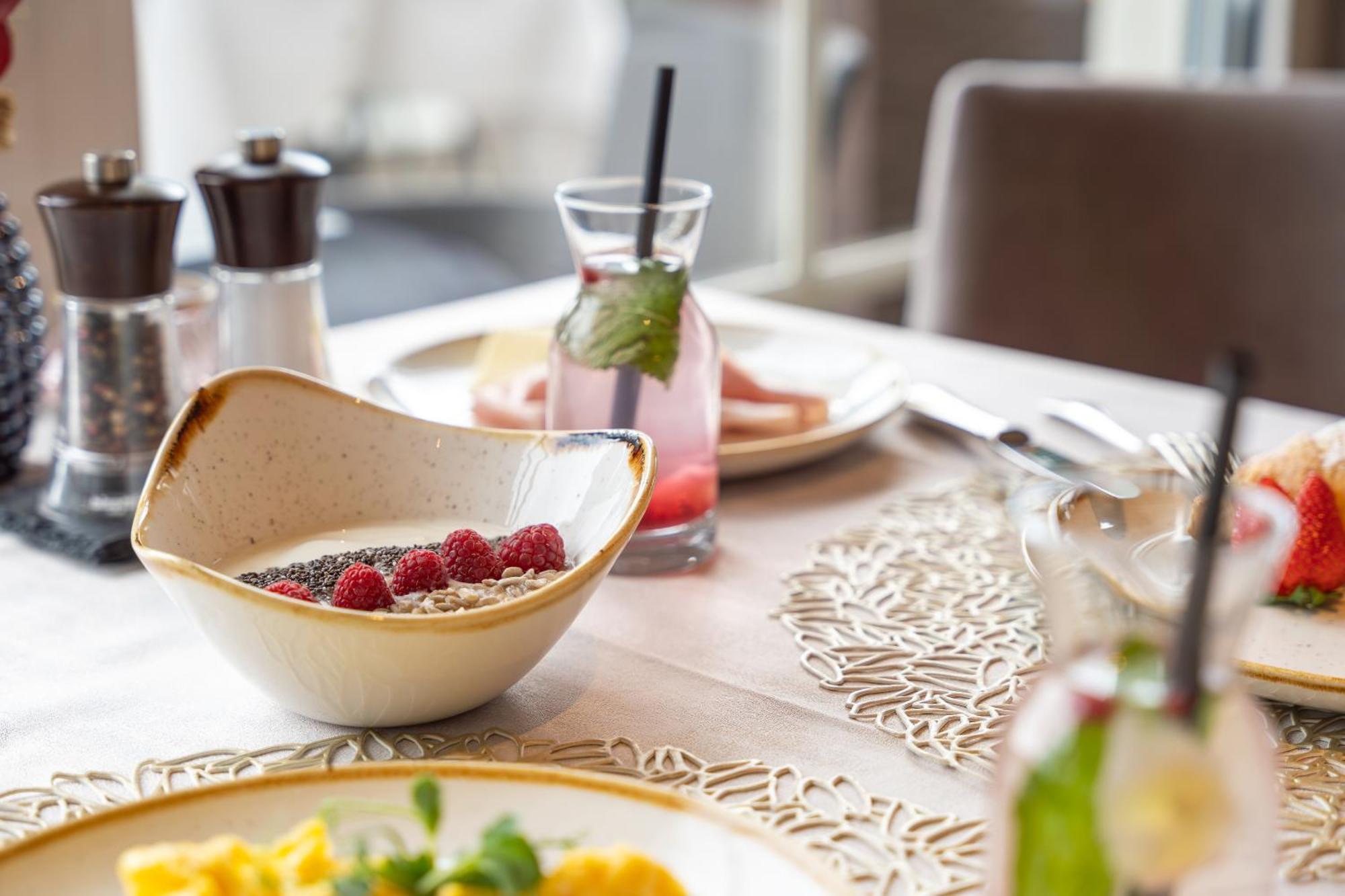 Hotel Schlosswirt 思科纳 外观 照片