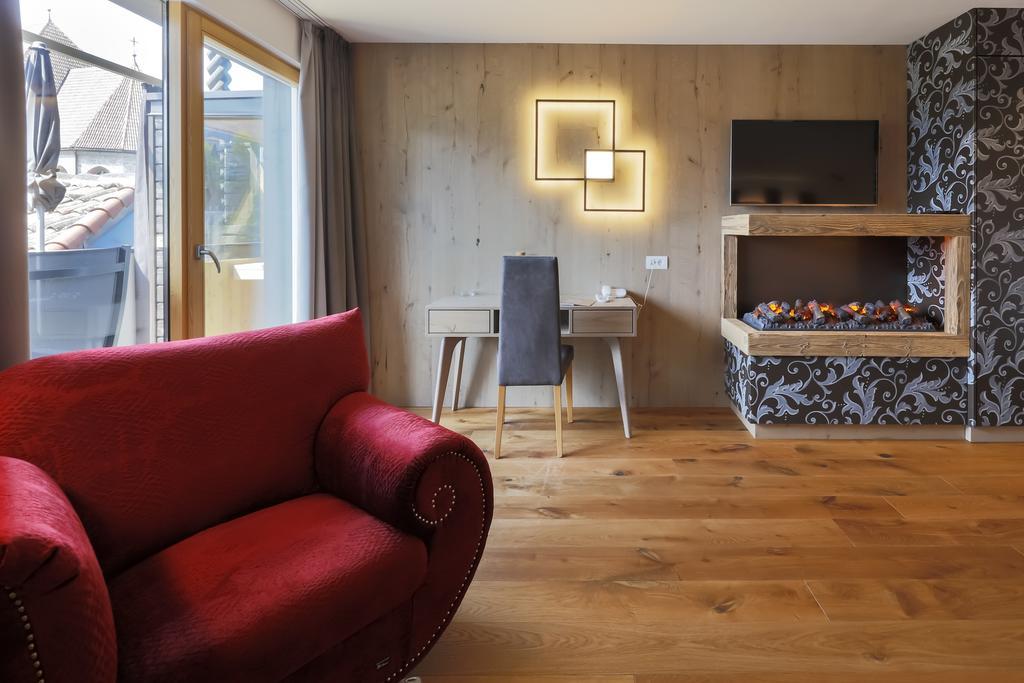 Hotel Schlosswirt 思科纳 外观 照片