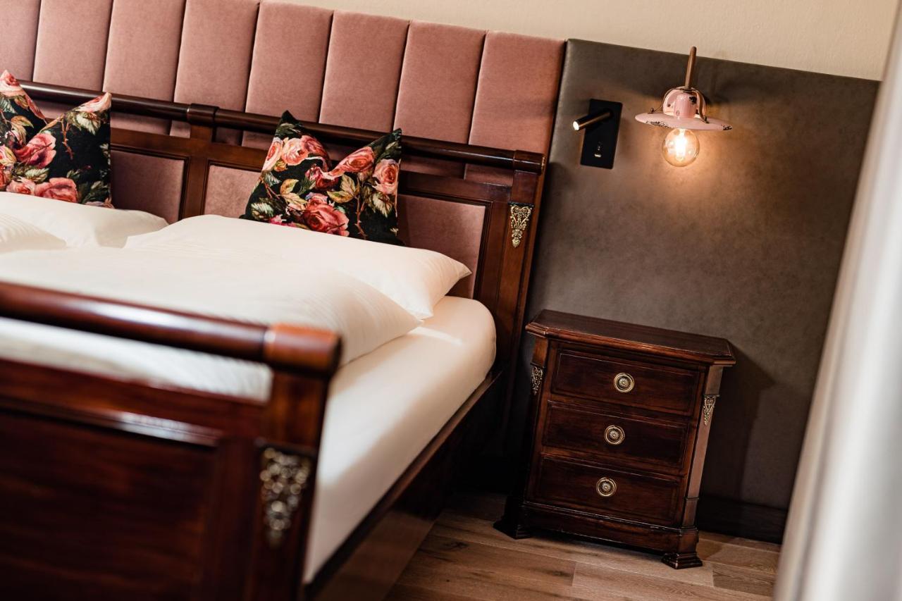 Hotel Schlosswirt 思科纳 外观 照片