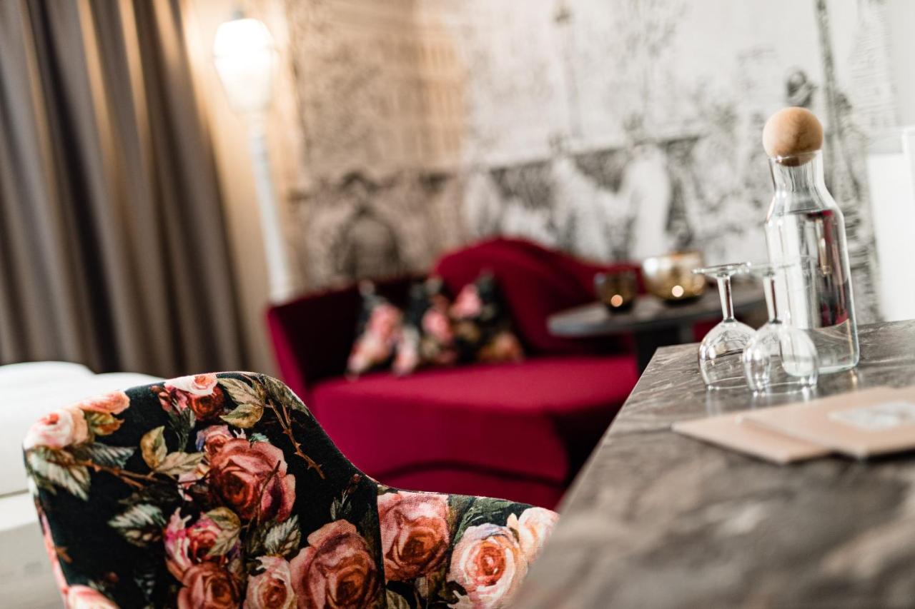 Hotel Schlosswirt 思科纳 外观 照片